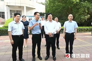 记者：曼联、切尔西、巴黎关注德容，巴萨愿考虑1亿欧报价